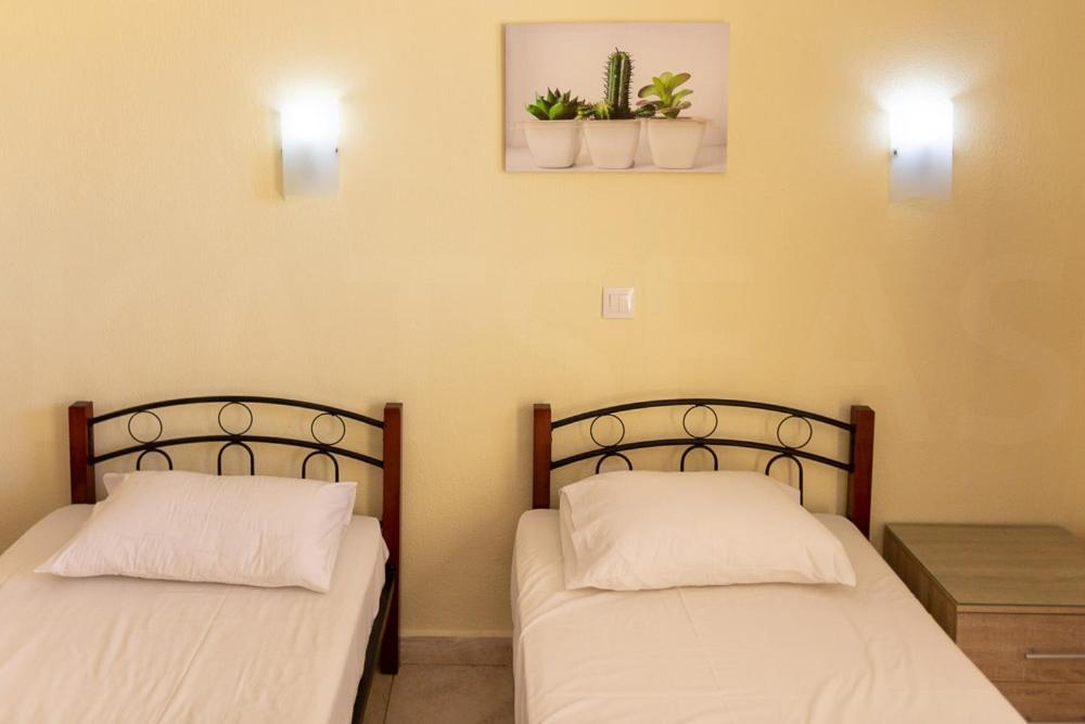 Villa Panorama Hotel Polychrono Ngoại thất bức ảnh
