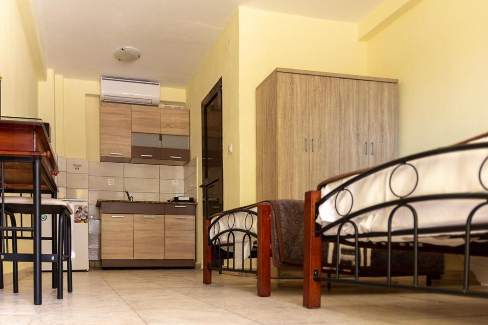 Villa Panorama Hotel Polychrono Ngoại thất bức ảnh