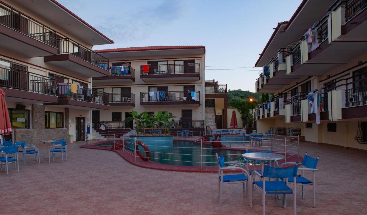 Villa Panorama Hotel Polychrono Ngoại thất bức ảnh